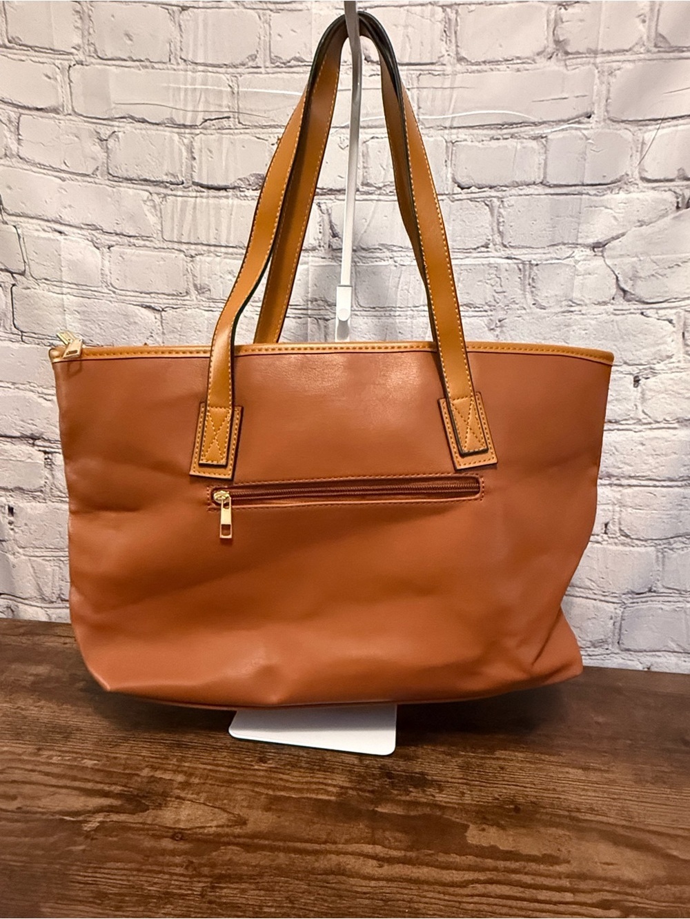 Kurgo Cognac Leather Tote with Honey Trim with wristlet pouch - Picture 8 of 13